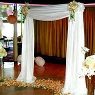 Simple Draped Arch - White - Port Everglades